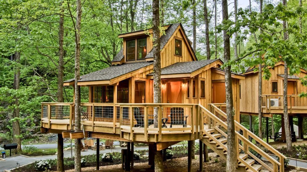 Learn why Ayres Vacation Rentals is ‘Obsessed with the guest experience’ and how Guesty makes it all work